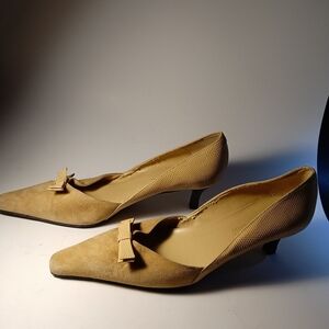 Max de Carlo Tan Heels with Bow Detail